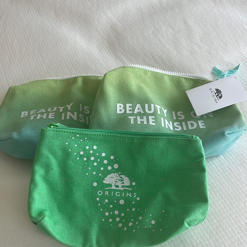 Origin’s Makeup Bags